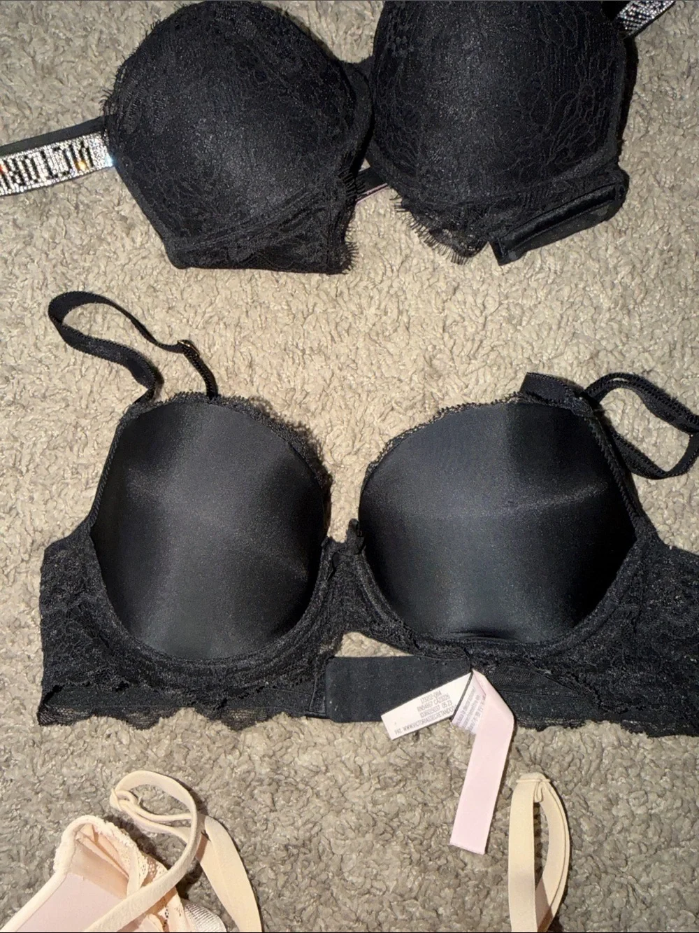 Victoria secret Women’s Bra Set in Black and Nude